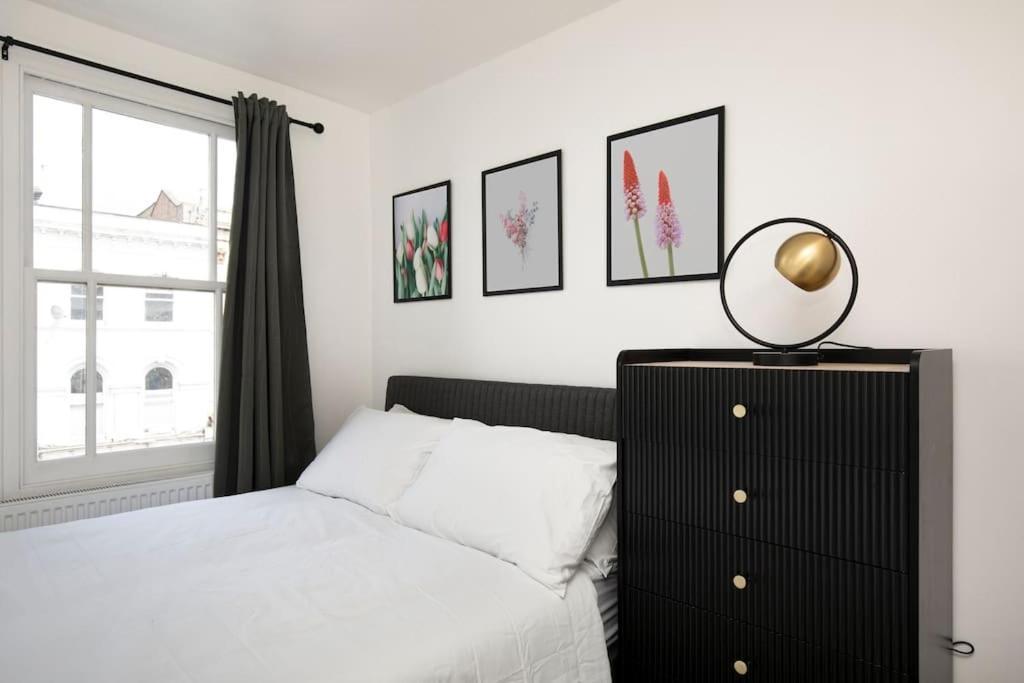 Spacious Serenity In The Heart Of Central Londra Esterno foto